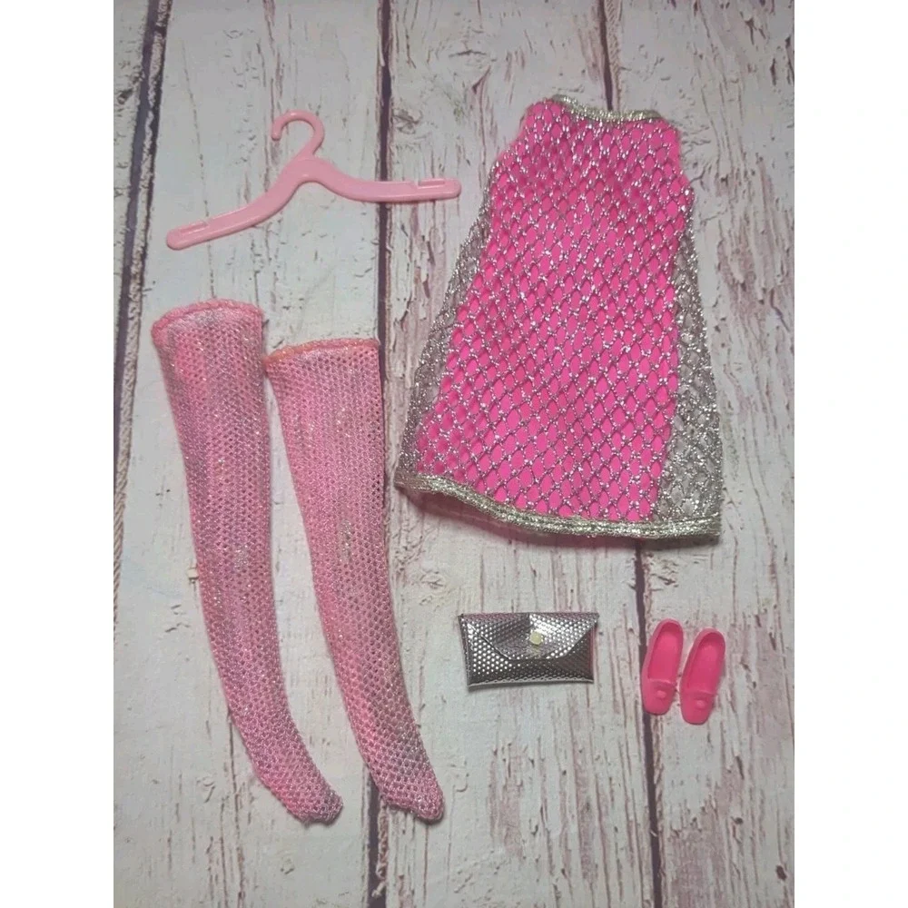 ** Vintage Barbie FRANCIE - THE SILVER CAGE #1208 - Complete Outfit